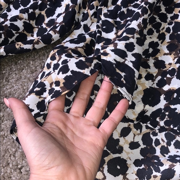 Sanctuary ruffle collar blouse new leopard S - Picture 5 of 6